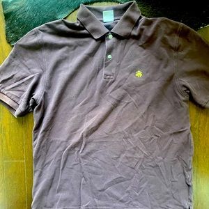 Large Maroon shirt color